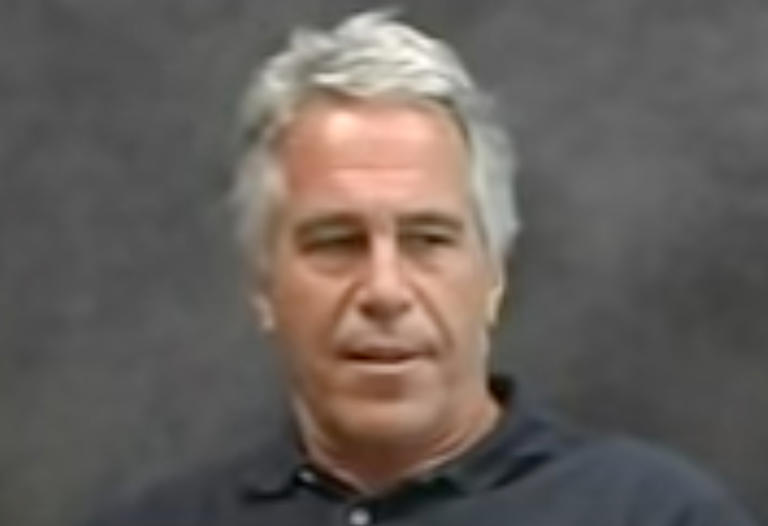 ABC News Covers Clinton’s Ties To Epstein Years After Hot Mic ‘We Had Everything’ Scandal